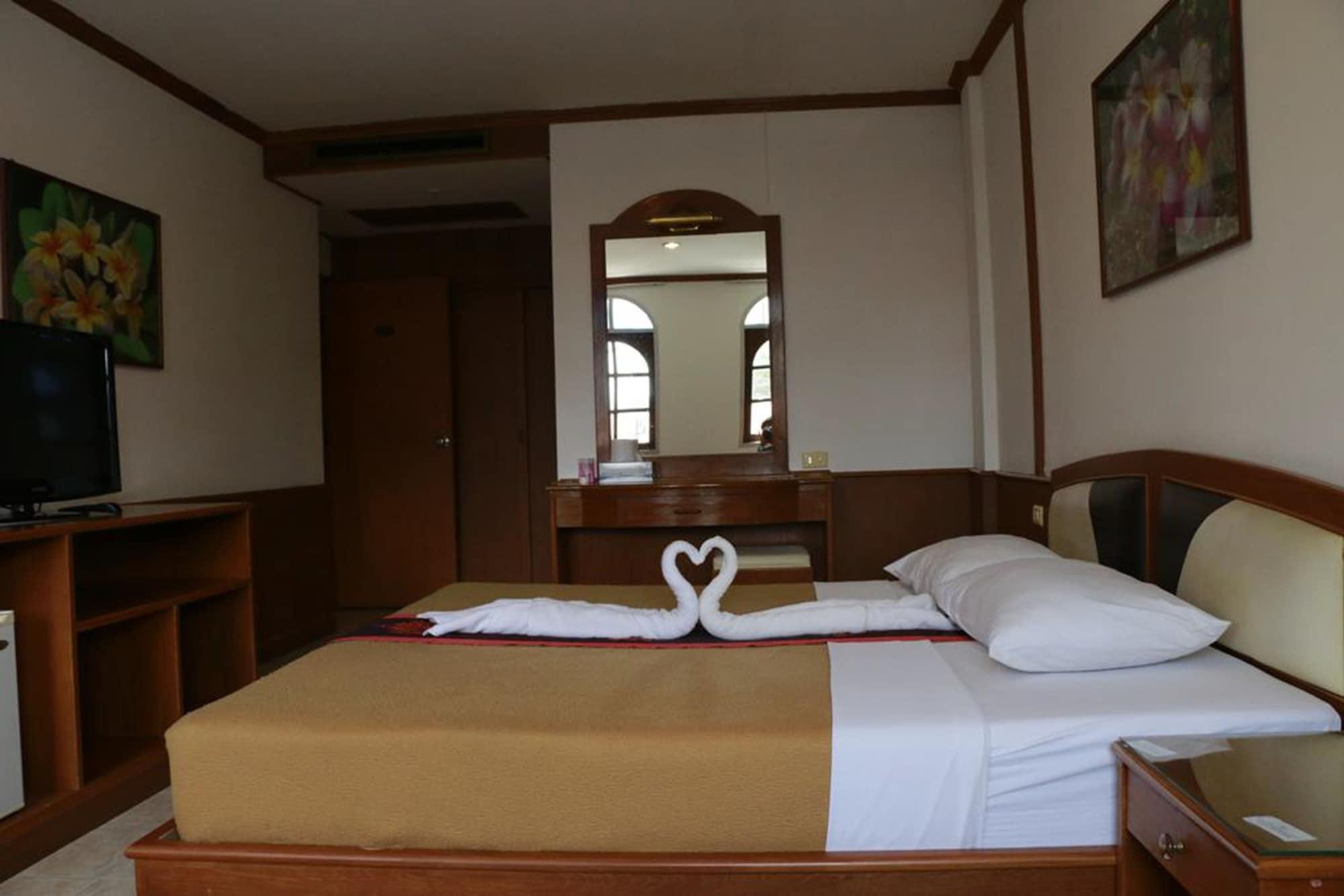 Welcome Guest House Patong Exteriör bild